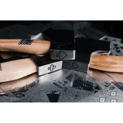 Hache De Lancer Jack Of Clubs THROWING LEAGUE -Magasin De Couteaux hache de lancer jack of clubs throwing league 7